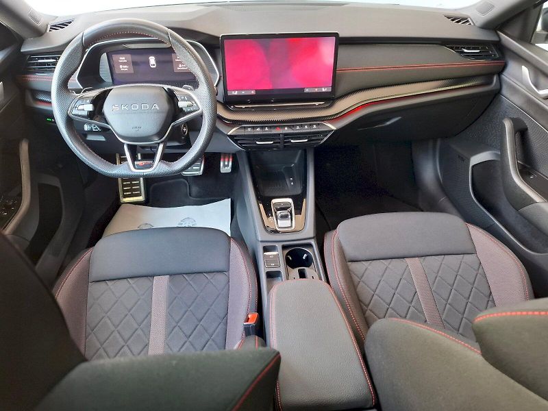 Škoda Octavia (2025) combi RS 2,0 TSI 195 KW 7-STUP - fotka 15 z 43