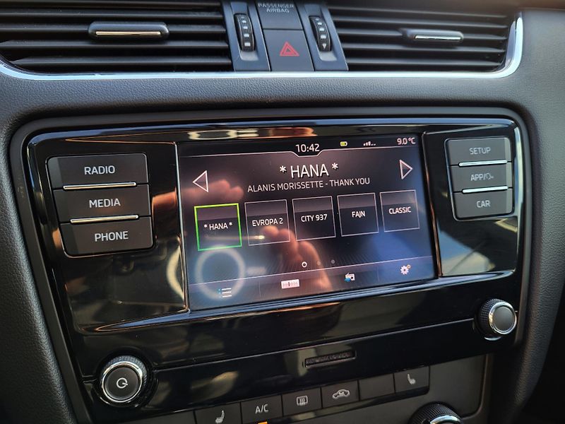 Škoda Octavia 2.0 TDi 110kW AMBITION - fotka 14 z 43
