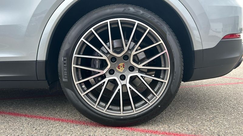 Porsche Cayenne E-Hybrid Coupe - fotka 12 z 30