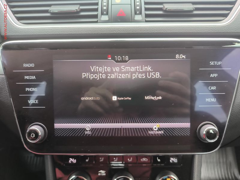 Škoda Superb (2017) 2.0 TDi, ČR, Ambition, DSG - fotka 13 z 24