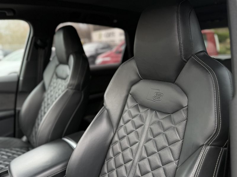 Audi SQ7 Quattro 320kW LASER/B&O/HUD - fotka 23 z 29