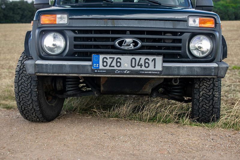 Lada Niva Bronto AWD 61kW - fotka 9 z 45