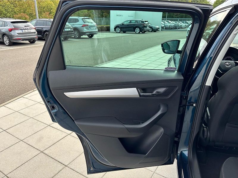 Škoda Karoq 2,0TDi 85kW AMBITION PLUS - fotka 24 z 30