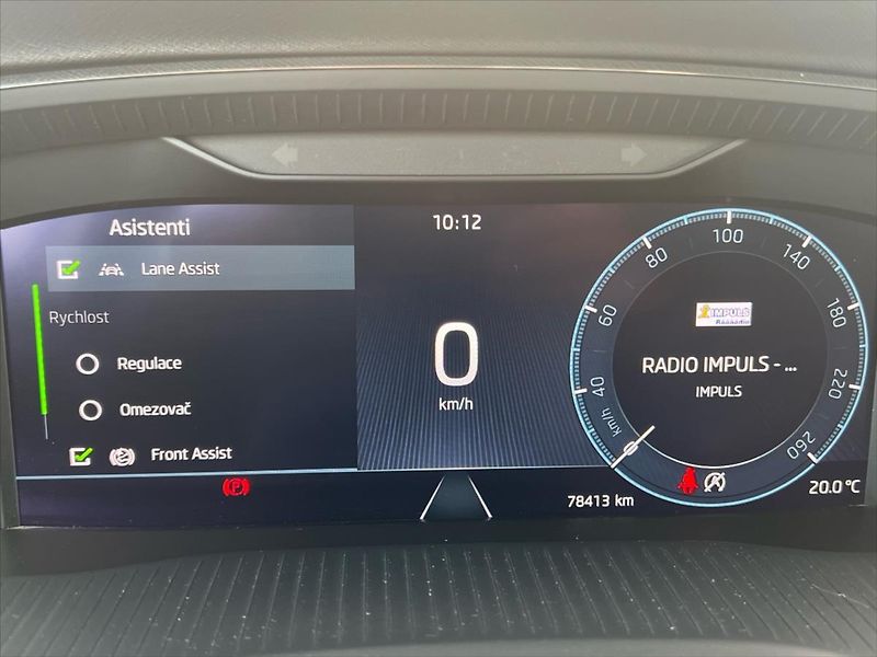 Škoda Octavia 2,0 TDi 85kW AMBITION PLUS - fotka 16 z 24