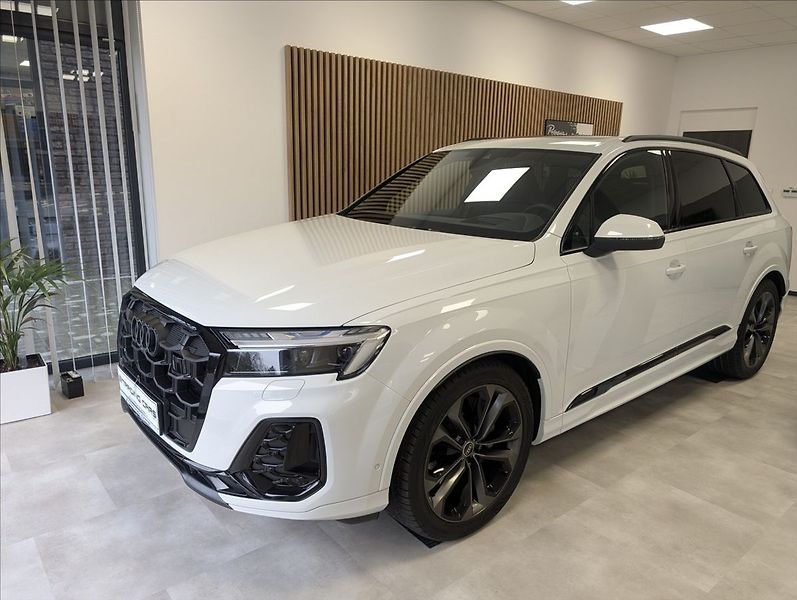 Audi Q7 3.0 TDI 50 s Line - fotka 3 z 35