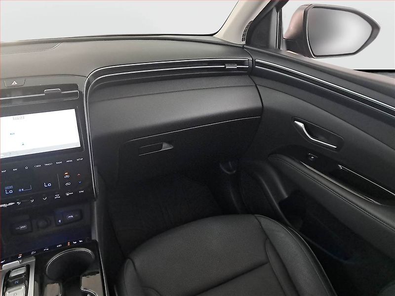 Hyundai Tucson (2021) 1.6 CRDi 48V MHEV - fotka 8 z 21