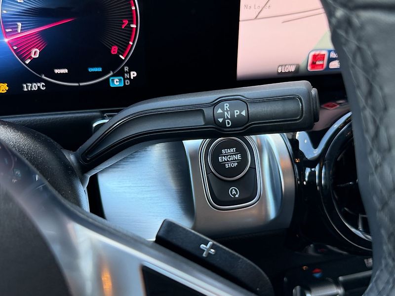 Mercedes-Benz GLB 4 MATIC - fotka 20 z 35