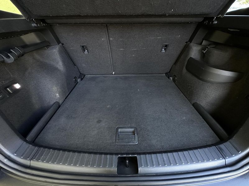 Škoda Karoq (2018) 1.5TSI/110kW*1.Maj.Webasto *TZ - fotka 31 z 40