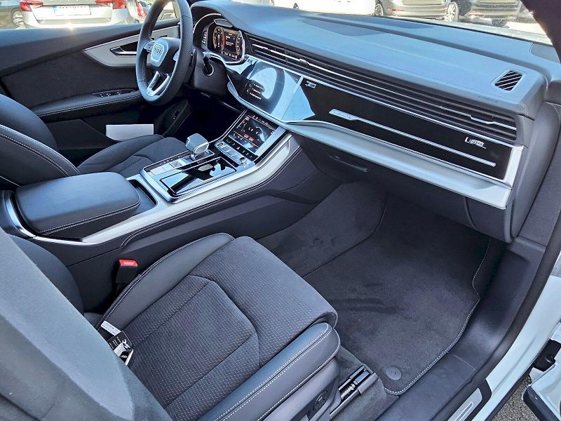Audi Q8 (2026) SUV 50 TDI quattro - fotka 17 z 26