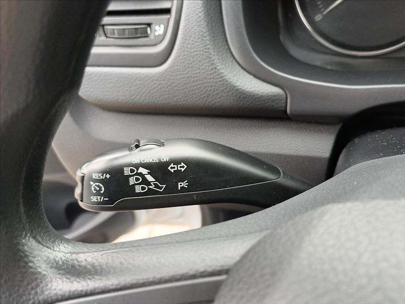 Škoda Fabia 1,6 TDI,77KW,1MAJ,TAŽNÉ,VÝHŘEV - fotka 27 z 37