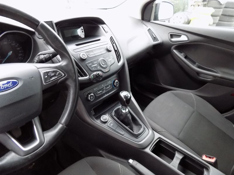 Ford Focus (2017) 1.0/Eco-Boost/Klimatizace/ - fotka 24 z 33