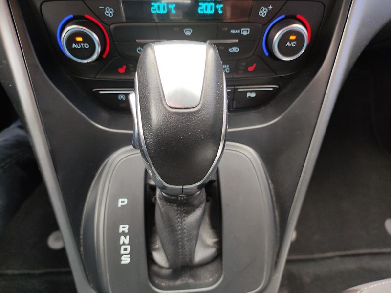 Ford Kuga (2019) - fotka 17 z 26
