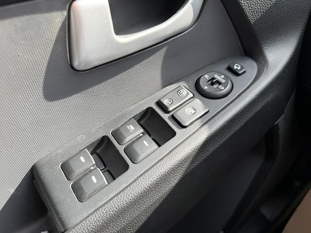 Kia Sportage 2.0 CRDI 4x4 Comfort Plus - fotka 19 z 24