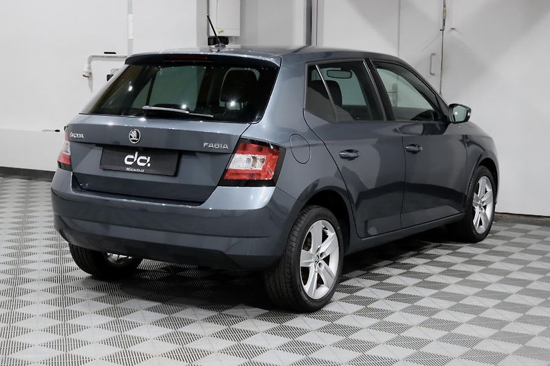 Škoda Fabia 3 1.0 TSI 81 kW - fotka 6 z 35