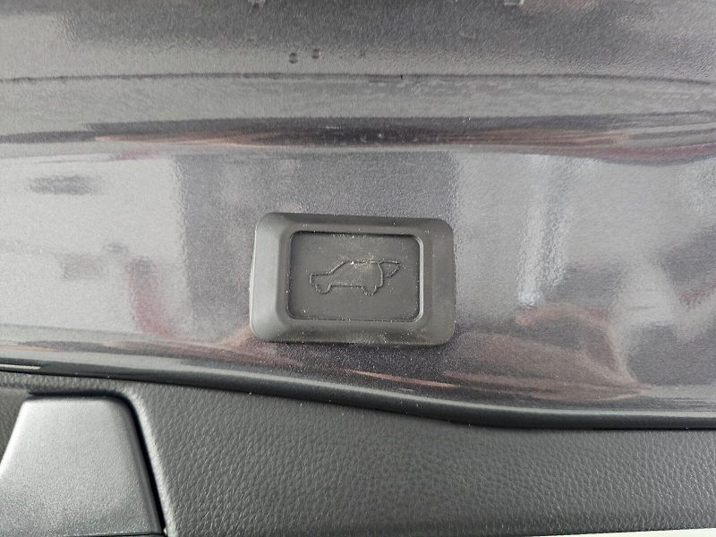 Toyota RAV4 (2025) 2.5PHEV 306k AWD SELECTION - fotka 27 z 31