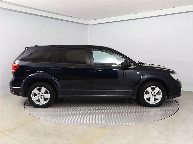 Fiat Freemont (2011) 2.0 MultiJet, 7 míst, Tempomat - fotka 6 z 16