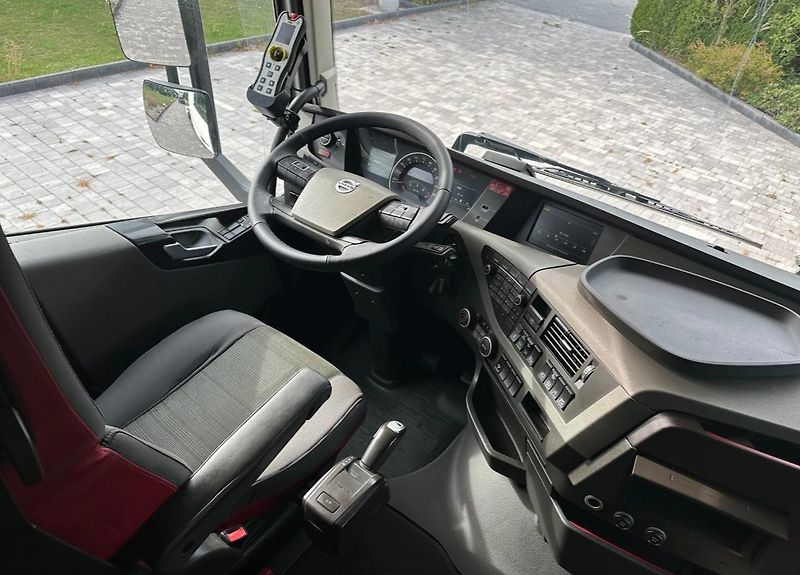 Volvo FH (2017) 460 6x2 JNK EURO 6 - fotka 4 z 7