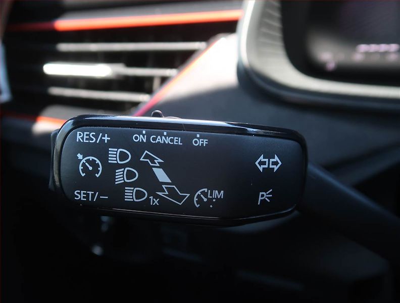 Škoda Kamiq (2025) 1.0 TSI, Drive - fotka 17 z 21