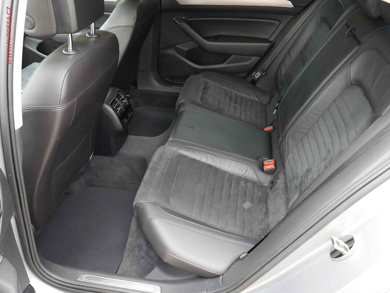 Volkswagen Passat (2018) 2.0TDi, ČR, AC, tempo, park - fotka 10 z 25