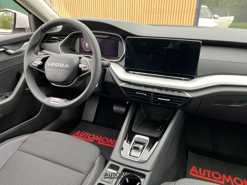 Škoda Octavia (2025) Combi 1.5 TSI DSG LED, Kamera - fotka 17 z 25