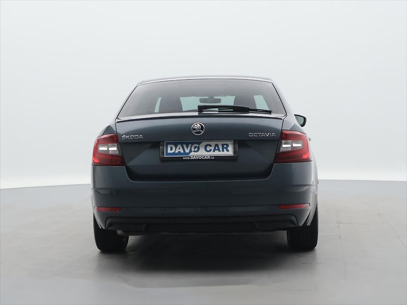 Škoda Octavia 1,8 TSI 132kW Style CZ - fotka 6 z 27