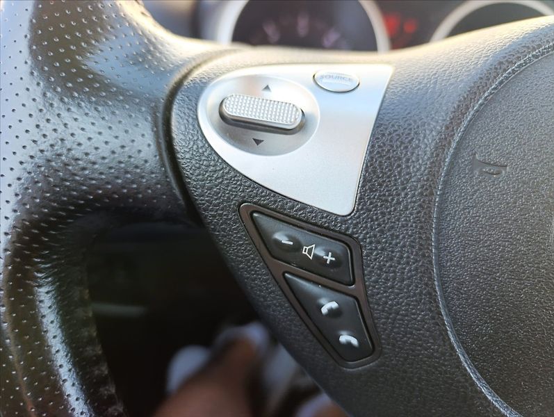 Nissan Juke 1,5 DCi Aut.klima,Tempomat - fotka 28 z 34