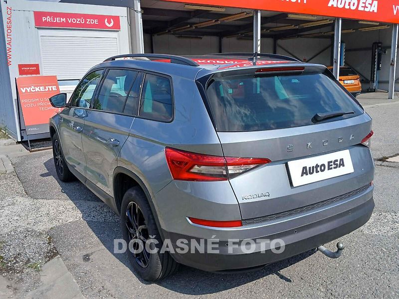 Škoda Kodiaq (2020) 1.5TSi, 1.maj,ČR, DSG, LED - fotka 2 z 3