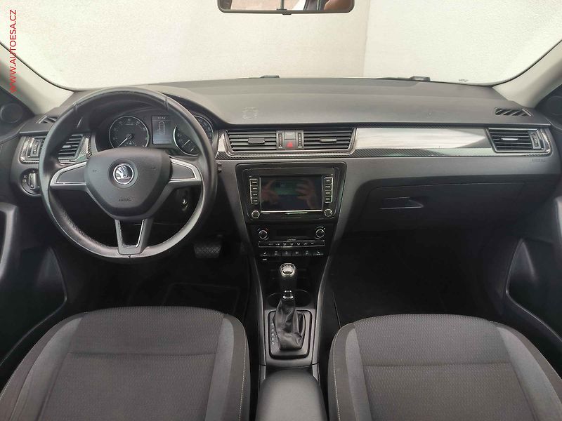 Škoda Rapid (2014) 1.4 TSi, Ambition, DSG, xenon - fotka 8 z 16