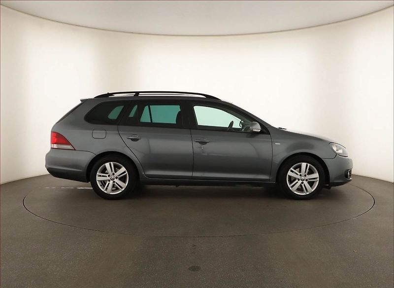 Volkswagen Golf (2013) 1.6 TDI, nová STK, udržované - fotka 6 z 14