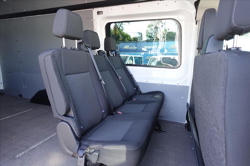 Ford Transit 2,0 TDCI  JUMBO 6MÍST KLIMA - fotka 23 z 41