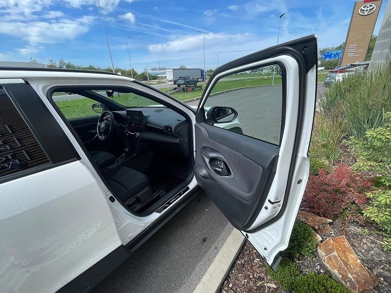 Toyota Yaris Cross 1.5 Hybrid 130k FWD Style - fotka 25 z 28