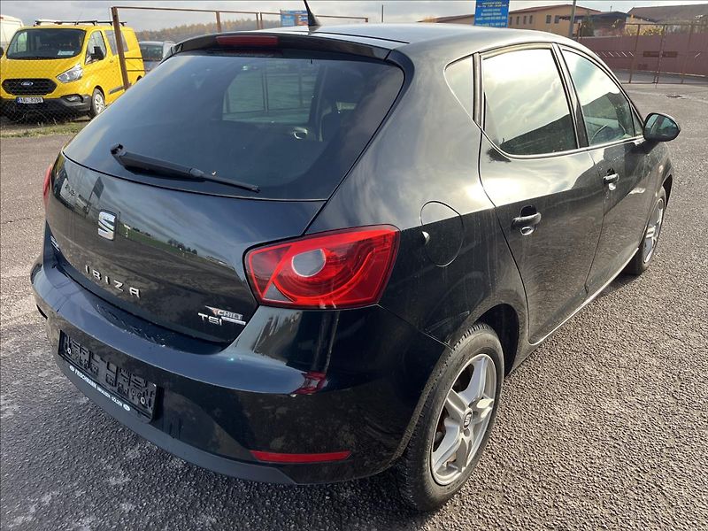 Seat Ibiza 1.2 TSi 63KW KLIMA SERVIS STK - fotka 6 z 34