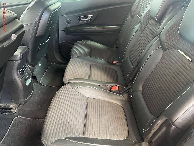 Renault Scénic (2017) 1.6 dCi, Intense, LED, kamera - fotka 10 z 17