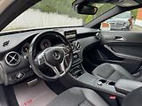 Mercedes-Benz Třídy A A220d-125KW-4M-AMG-ČR-H&K - náhled 10