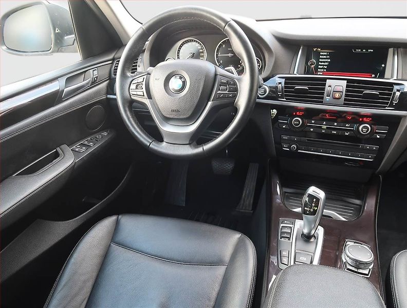 BMW X3 (2015) xLine xDrive20d, 4X4, Automat - fotka 7 z 14