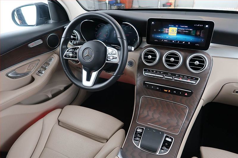 Mercedes-Benz GLC (2021) 220 d - fotka 7 z 25