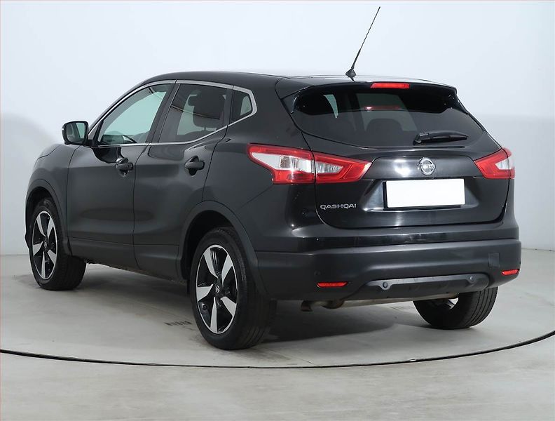 Nissan Qashqai (2015) 1.2 DIG-T, Navi, Tempomat - fotka 4 z 21