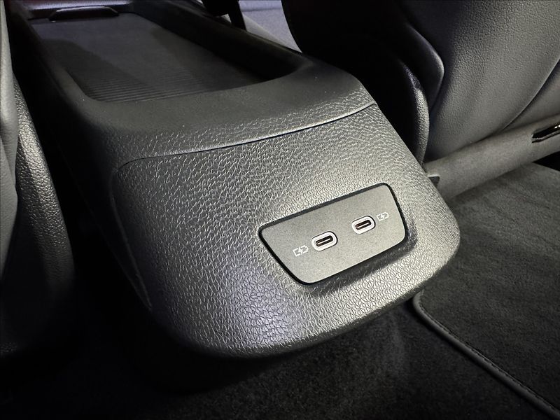 Volkswagen ID.3 Pro 1st Edition LED Tepelko - fotka 17 z 49