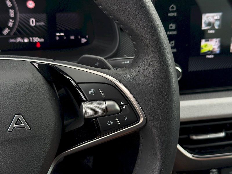 Škoda Kamiq (2025) 1.0 TSI 85 kW DSG TopSelection - fotka 11 z 21
