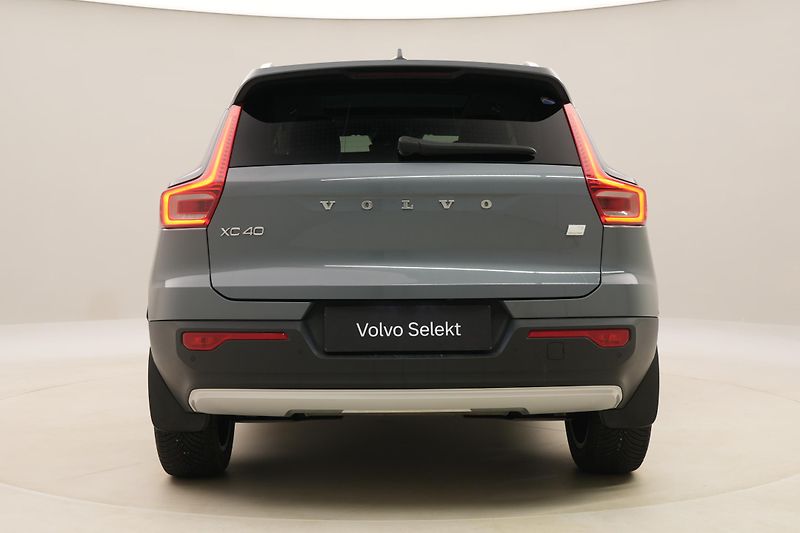 Volvo XC40 T5 RECHARGE INSCRIPTION AUT - fotka 12 z 50