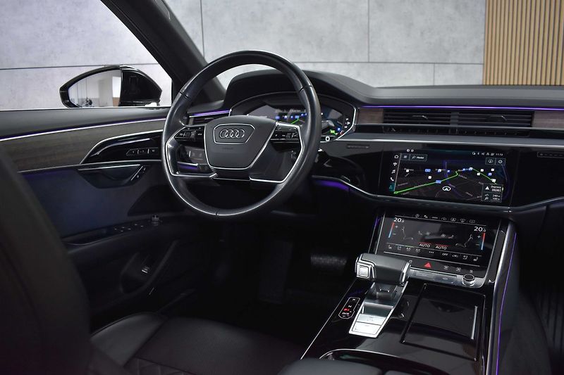 Audi A8 55 TFSI LONG*ZÁRUKA*N.TOPENÍ* - fotka 9 z 51