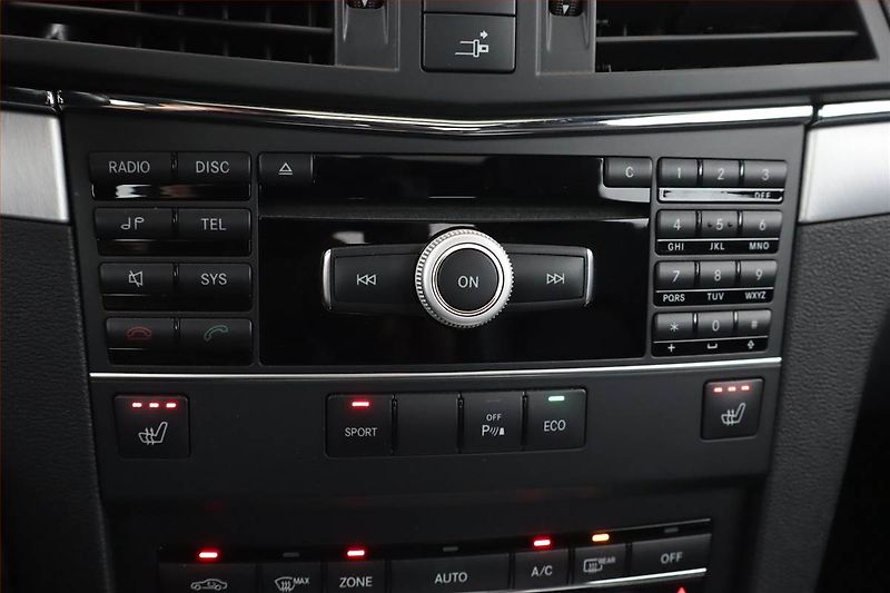 Mercedes-Benz Třídy E (2013) Avantgarde E 250, Automat - fotka 16 z 18
