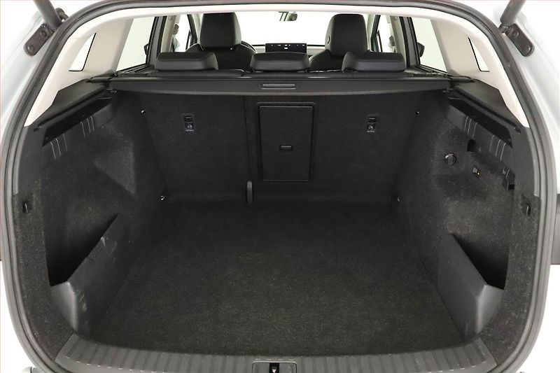Škoda Enyaq (2021) 60 (62 kWh), SoH 93% - fotka 20 z 22