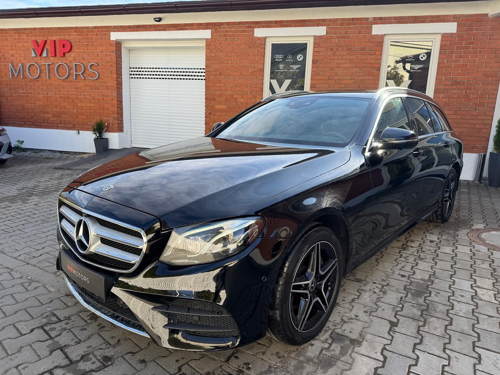 Mercedes-Benz Třídy E E220d-4M-AMG-ČR