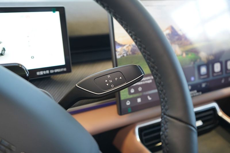 Chery Ostatní (2026) UNIQUE 1.5 TGDI PHEV - fotka 32 z 59