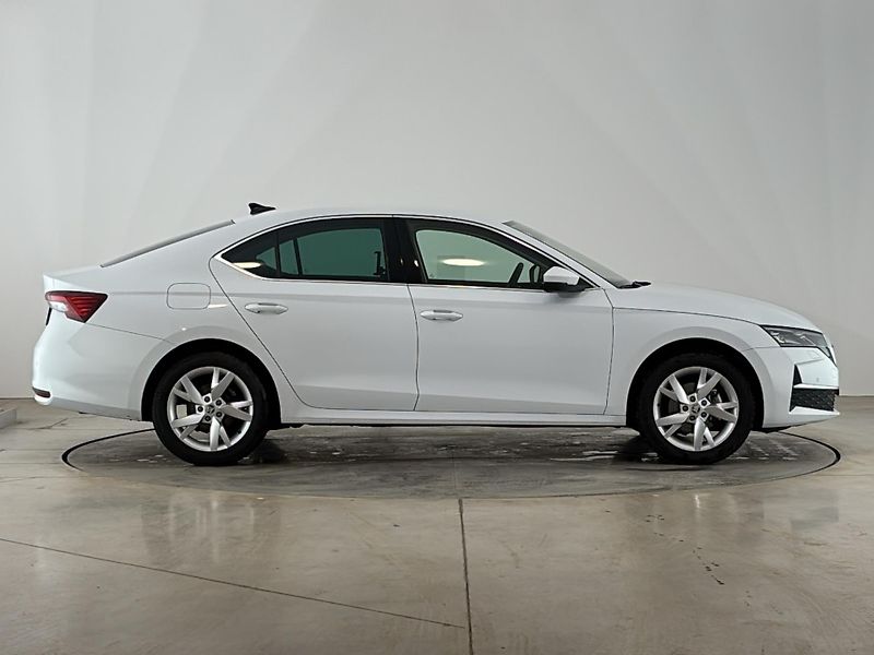Škoda Octavia Top Selection DSG - fotka 16 z 30