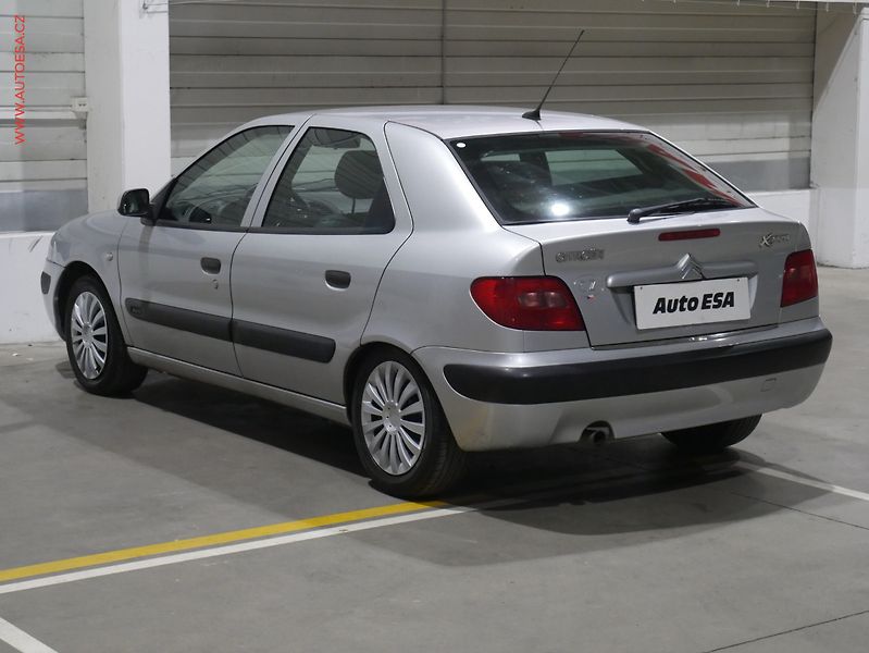 Citroën Xsara (2004) 1.4i, ČR, AC - fotka 6 z 12
