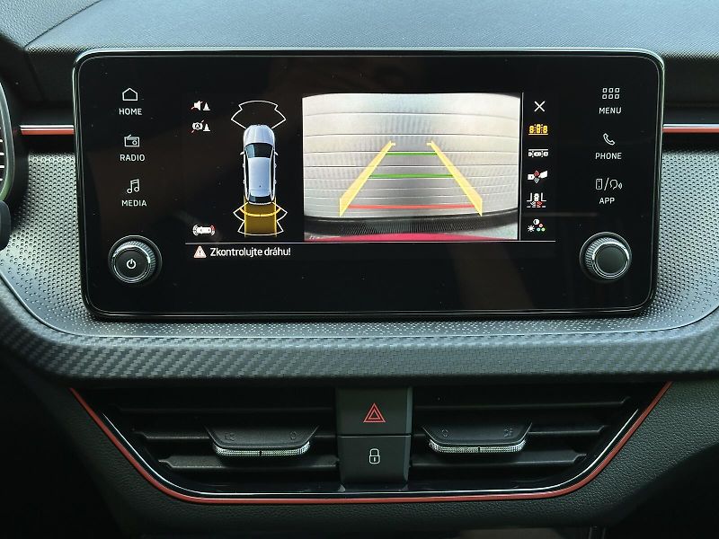 Škoda Scala 1.0TSi DSG Monte Carlo 116PS M - fotka 33 z 42