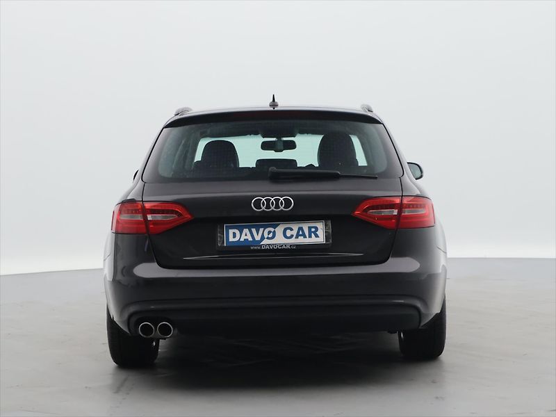 Audi A4 2,0 TDi 100kW Kůže Pano Navi - fotka 5 z 34