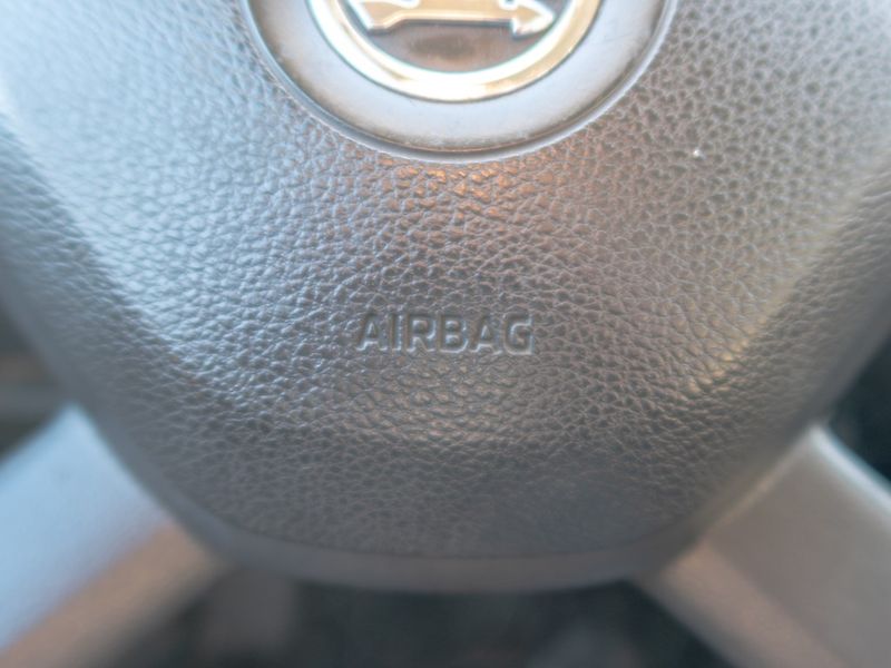 Škoda Octavia (2014) ČR 1.2TSI – 2x PNEU - fotka 22 z 38